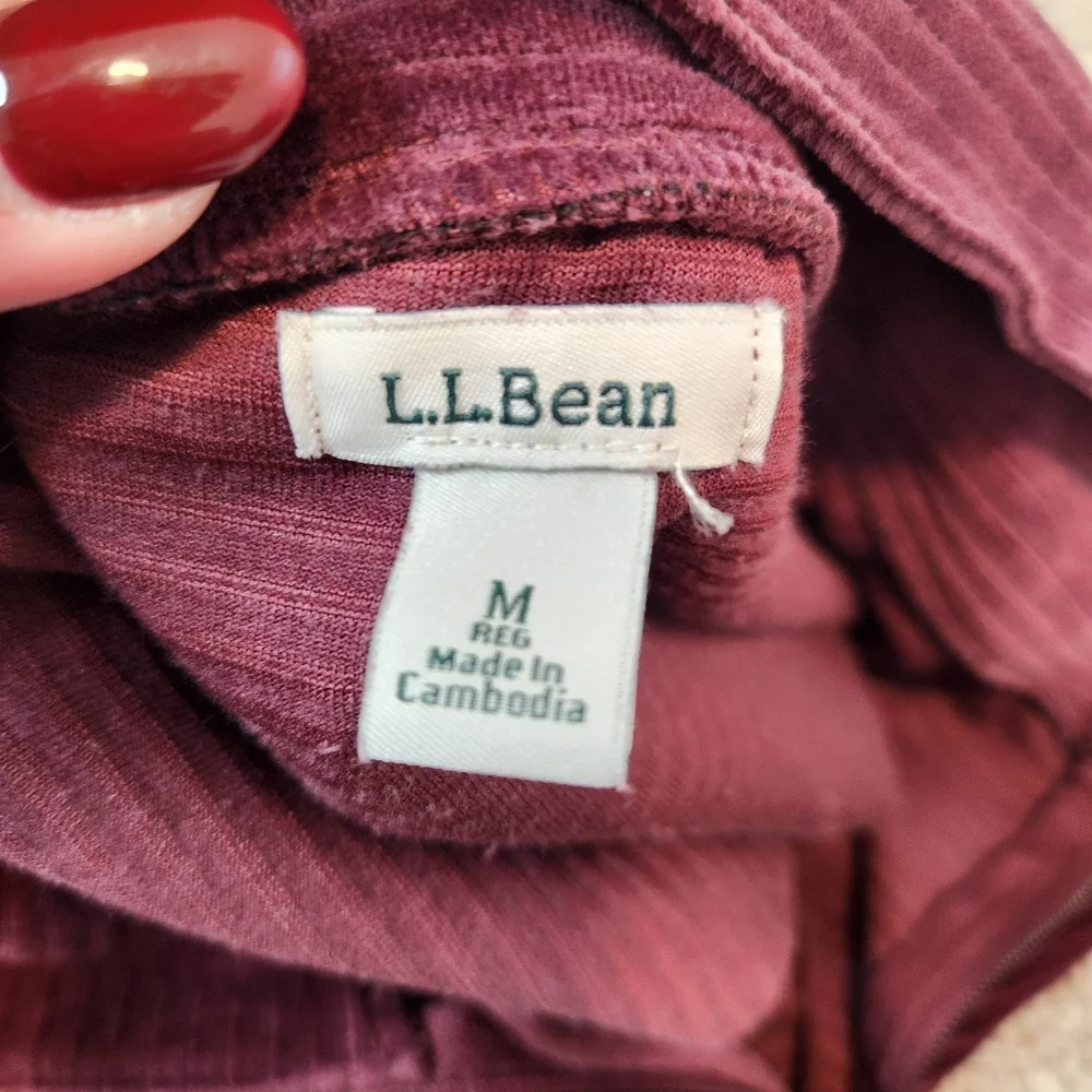L.L. Bean Soft Stretch Corduroy Pullover Half-Zip Size Medium - Picture 5 of 8